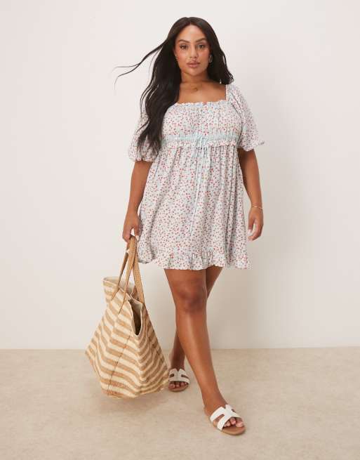 ASOS DESIGN Curve square neck puff sleeve mini smock dress in blue ditsy print, 3 of 4