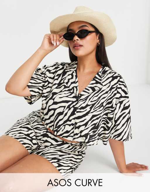 ASOS DESIGN Curve – Strand-Set mit kurzem Schnitt und Zebramuster, 2 von 2