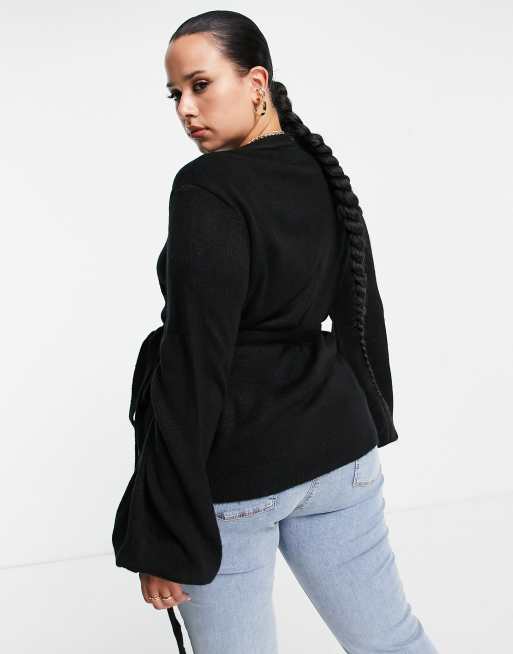 ASOS DESIGN Curve - Strikket slå-om-cardigan med ballonærmer i sort, 2 af 4