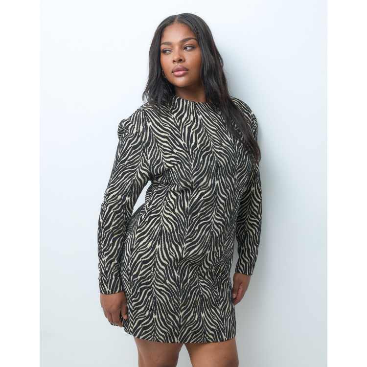 ワンピース Lame Jacquard Volume Silhouette Dress ASOS DESIGN Curve structured extreme shoulder mini dress in zebra