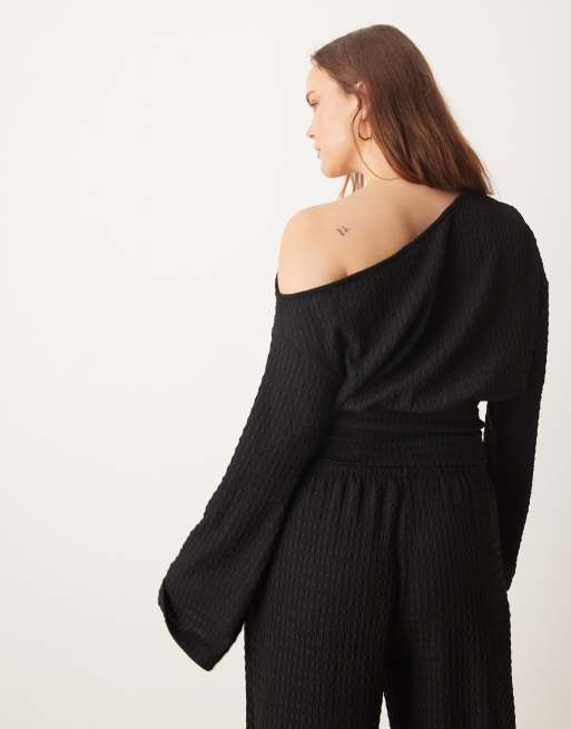 ASOS DESIGN Curve – Strukturiertes, langärmliges One-Shoulder-Oberteil in Schwarz mit geraffter Taille, Kombiteil, 4 von 4