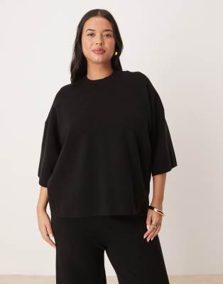 ASOS DESIGN Curve - Strukturiertes Oversize-T-Shirt aus Strick in Schwarz