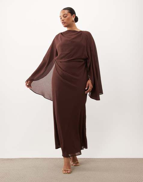 ASOS DESIGN Curve sukienka midaxi z rękawem kimono, detalem peleryny, drapowaniem i odkrytymi plecami w kolorze czekoladowym - view 1
