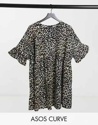 asos curve -  DESIGN Curve – Super-Oversize-Hängerkleid mit Rüschenärmeln und Animal-Print-Mehrfarbig