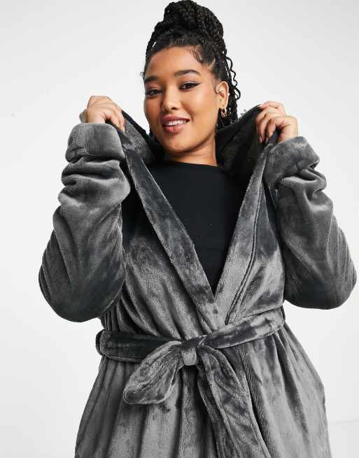 ASOS DESIGN Curve super soft fleece midi robe in gray