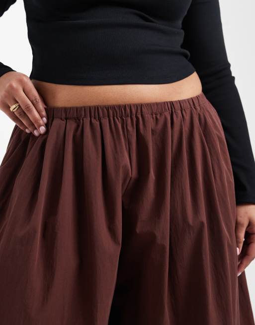 ASOS DESIGN Curve super wide leg pants in brown, 5 of 5