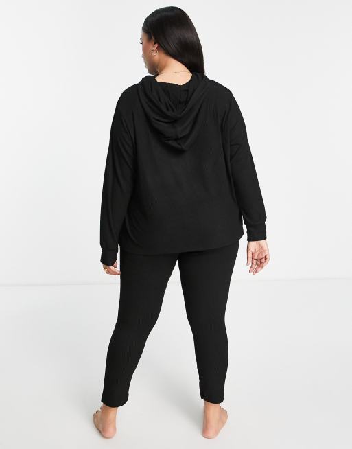 ASOS DESIGN Curve – Superweiches, geripptes Lounge-Set aus Oversize-Kapuzenpullover mit Schlitzen und Leggings in Schwarz, 2 von 4