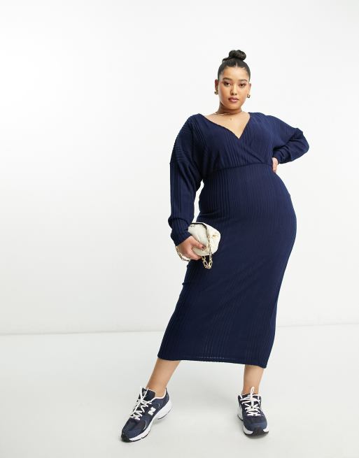 ASOS DESIGN Curve - Superzachte geribbelde midi jurk met lange mouwen en overslag aan de voorkant in marineblauw