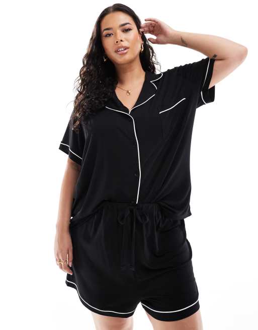 ASOS DESIGN Curve - Superzachte pyjamaset met overhemd met korte mouwen en shorts in zwart met contrasterende bies