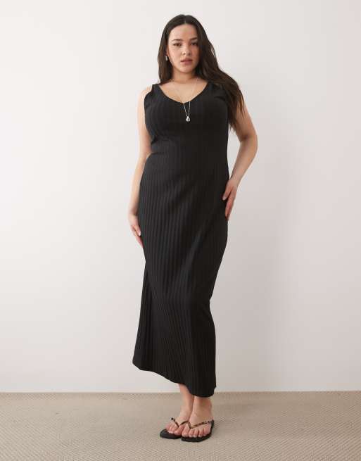 ASOS DESIGN Curve – Svart, bredribbad, ärmlös midiklänning med v-ringning, 3 av 4