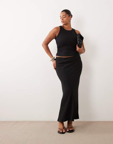 ASOS DESIGN Curve – Svart, diagonalskuren midaxikjol i linnetyg - view 1