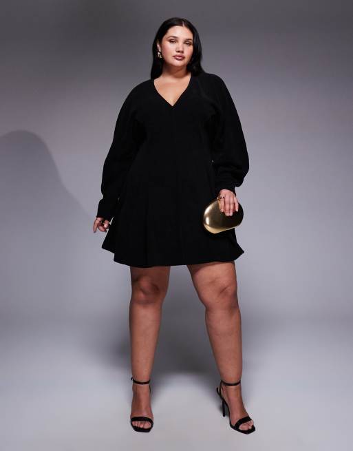 ASOS DESIGN Curve – Svart miniklänning i manchester med kokongärmar, 2 av 4