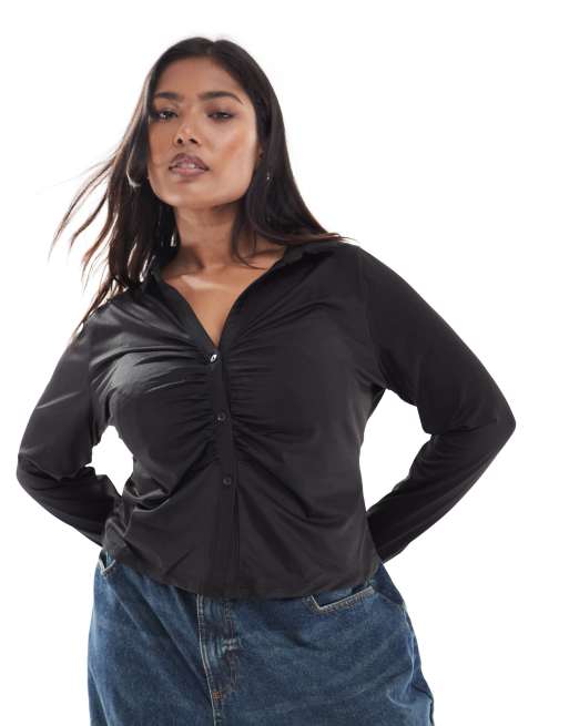ASOS DESIGN Curve – Svart, silkig, figurnära skjorta med rynkning, 4 av 4