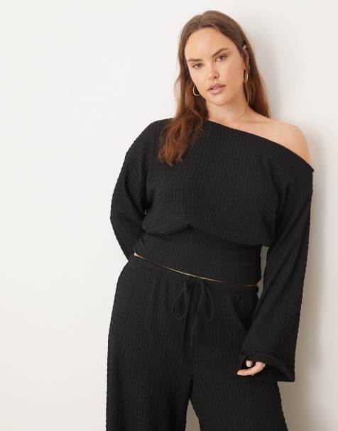 ASOS DESIGN Curve – Svart, strukturerad, enaxlad topp med långa ärmar och markerad midja - view 1