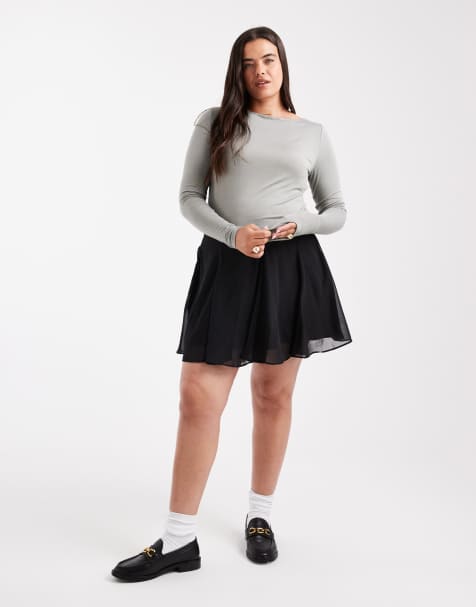 ASOS DESIGN Curve – Svart, vippig minikjol i chiffong - view 1