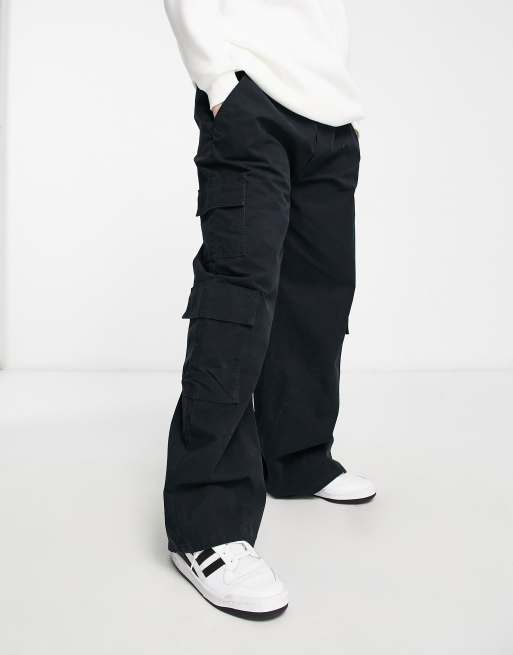 ASOS DESIGN Curve – Svarta cargobyxor i oversize med flera fickor, 4 av 4