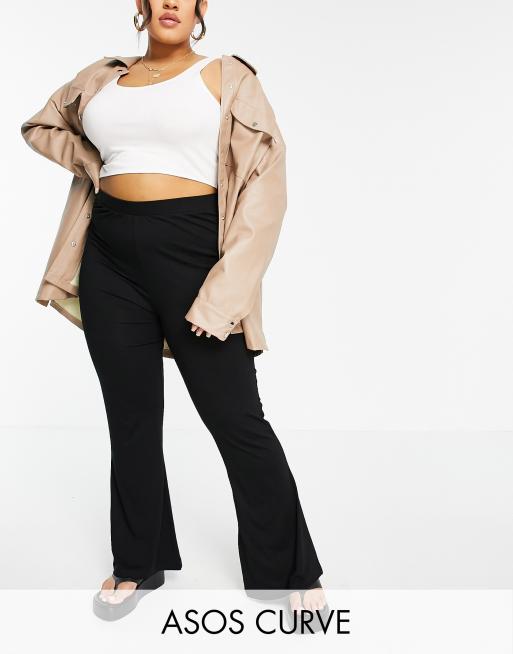 ASOS DESIGN Curve – Svarta utsvängda byxor