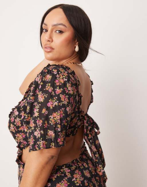 ASOS DESIGN Curve sweetheart neckline midi dress with cut out in dark base floral