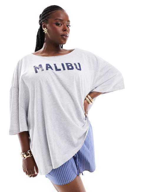 ASOS DESIGN Curve – Szary melanżowy T-shirt o luźnym kroju z odsłoniętym ramieniem i napisem „Malibu”