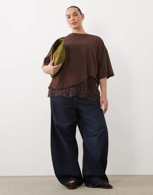 ASOS DESIGN Curve t-shirt à manches courtes avec ourlet en dentelle couleur chocolat, 2 de 4