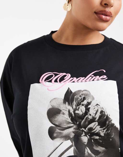ASOS DESIGN Curve - T-shirt à manches longues et imprimé fleur - Noir, 2 de 4