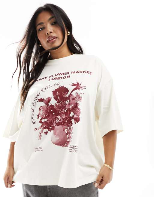 ASOS DESIGN Curve - T-shirt boyfriend color crema con stampa di fiori