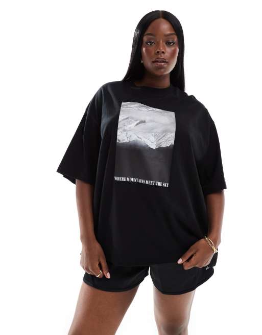 ASOS DESIGN Curve - T-shirt boyfriend con stampa 