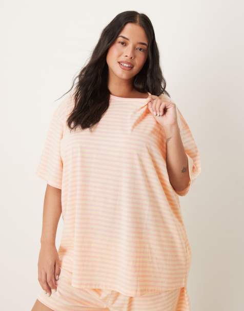 ASOS DESIGN Curve - T-shirt de pyjama à assortir à rayures - Rose - view 1