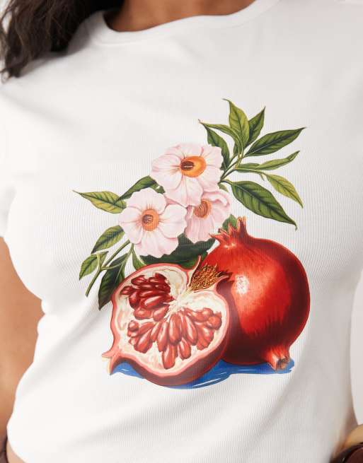 ASOS DESIGN Curve - T-shirt effet rétréci avec imprimé grenade graphique - Blanc, 4 de 4