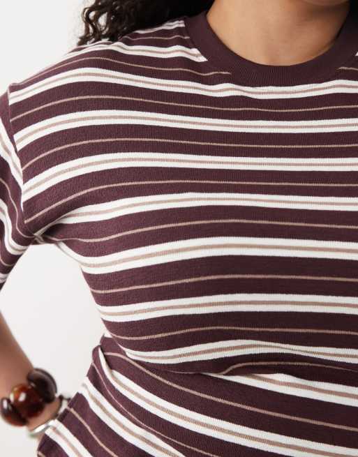 ASOS DESIGN Curve - T-shirt en maille texturée à taille corsetée et rayures - Chocolat, 2 de 4