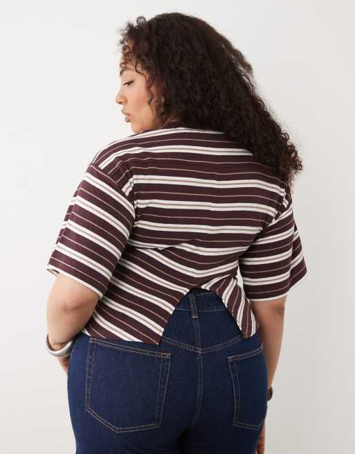ASOS DESIGN Curve - T-shirt en maille texturée à taille corsetée et rayures - Chocolat, 4 de 4
