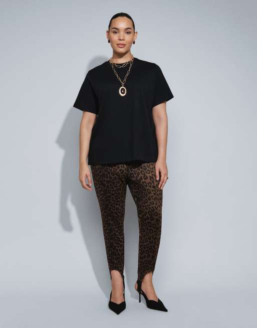ASOS DESIGN Curve - T-shirt girocollo regular fit nera, 3 di 4
