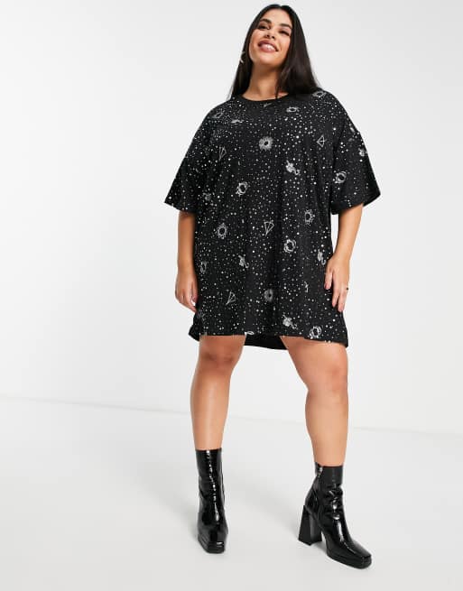 ASOS DESIGN Curve – T-Shirt-Kleid in Schwarz mit Oversize-Schnitt und silbernen Pailletten, 3 von 4