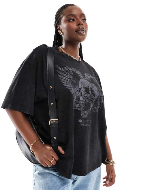 ASOS DESIGN Curve - T-shirt met boyfriend pasvorm en grafische schedel-, slangen- en vleugelprint in antraciet met wassing