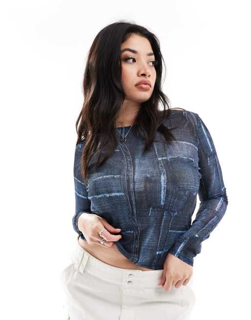 ASOS DESIGN Curve - T-shirt mini a maniche lunghe in rete blu denim con grafica patchwork