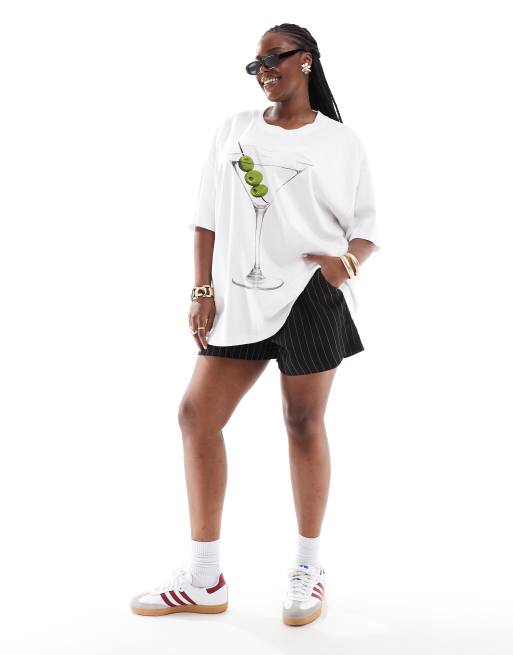 ASOS DESIGN Curve - T-shirt oversize bianca con grafica con Martini, 3 di 4