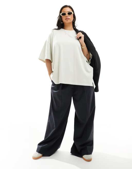 ASOS DESIGN Curve - T-shirt oversize color pietra con rovescio a ricci