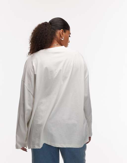 ASOS DESIGN Curve - T-shirt oversize style skate à manches longues et motif fleuri - Crème, 3 de 4