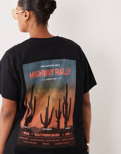 ASOS DESIGN Curve t-shirt with highway rally desert graphic in black, 4 of 4