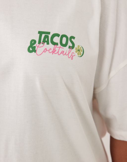 ASOS DESIGN Curve Taco graphic short sleeve top and pants pajama set, 3 of 4