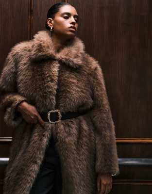 ASOS DESIGN Curve - Taillen- und Hüftgürtel in Schwarz mit goldfarbener Schnalle in geschmolzener Optik