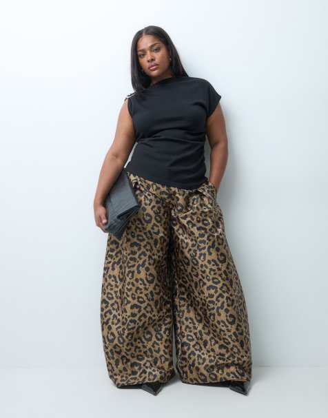 ASOS DESIGN Curve Tailored barrel in metallic leopard - view 1