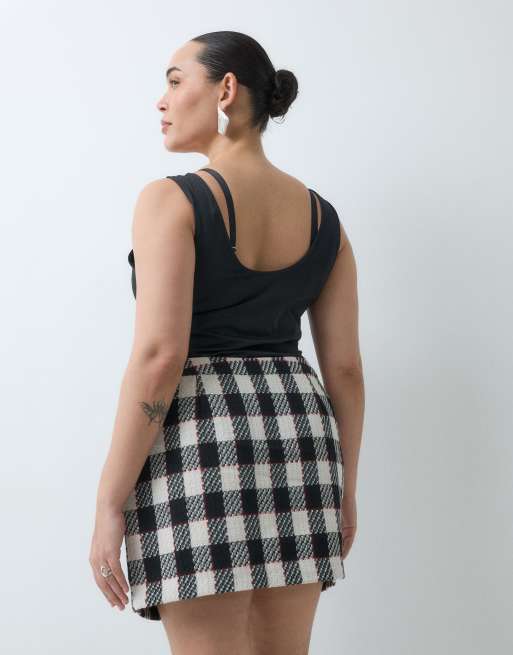 ASOS DESIGN Curve Tailored boucle mini skirt in red check, 6 of 6