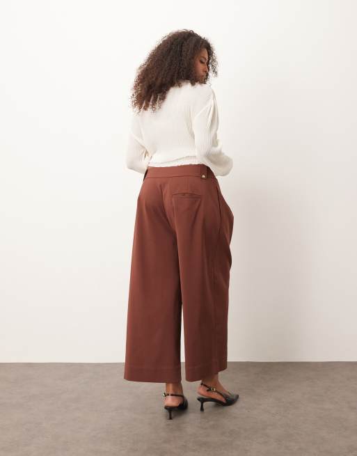 ASOS DESIGN Curve tailored cropped adjustable tab waist pants in chocolate, 3 of 5