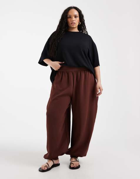 ASOS DESIGN Curve tailored cuffed hem balloon pants in rum raisin - part of a set - view 1