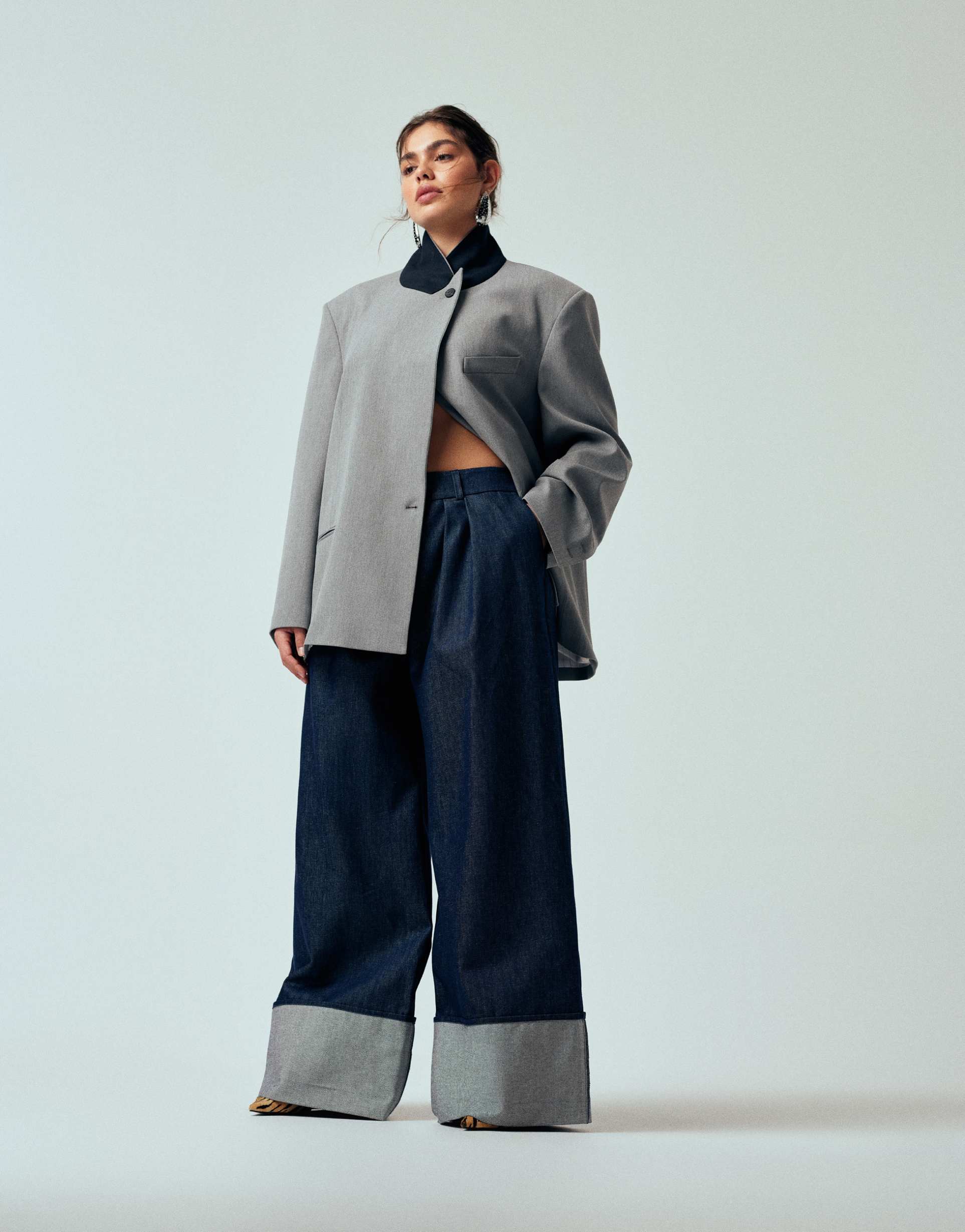 asos design curve tailored cuffed hem wide leg jeans in indigo