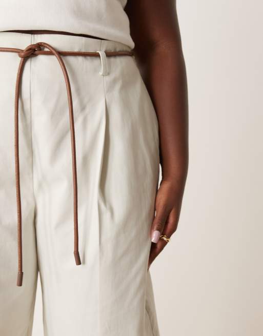 ASOS DESIGN Curve tailored extreme barrel pants with pleat detail in stone, 5 of 5