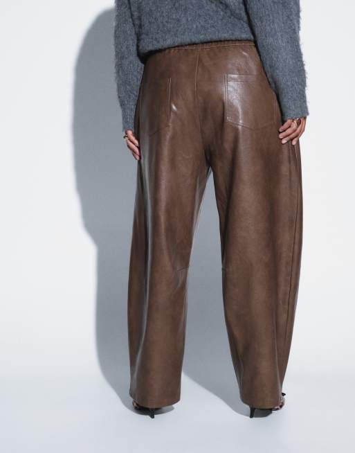 ASOS DESIGN Curve Tailored faux leather barrel trousers in light brown, 4 of 9