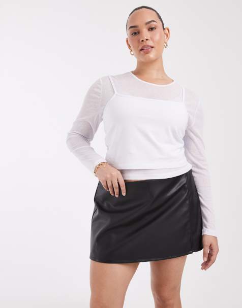 ASOS DESIGN Curve Tailored faux leather pelmet mini skort in black - view 1