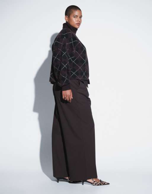 ASOS DESIGN Curve tailored fold over waist trouser in chocolate stripe, 2 of 9